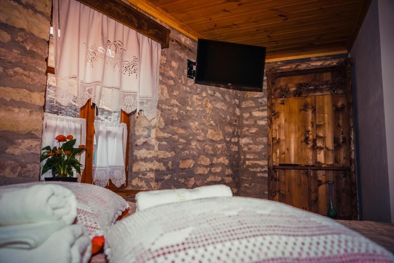 Medieval Rooms Gjirokastër Buitenkant foto
