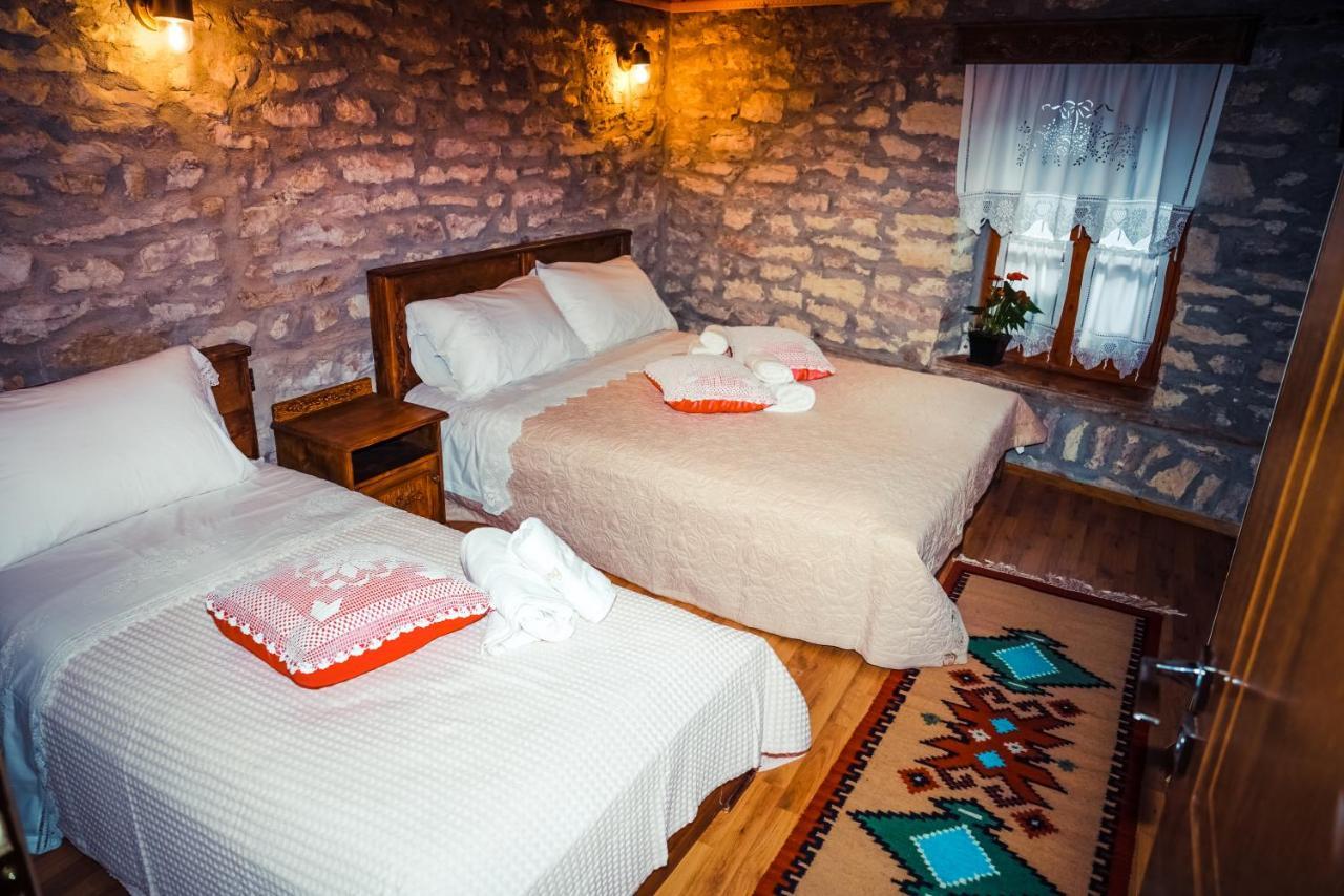 Medieval Rooms Gjirokastër Buitenkant foto