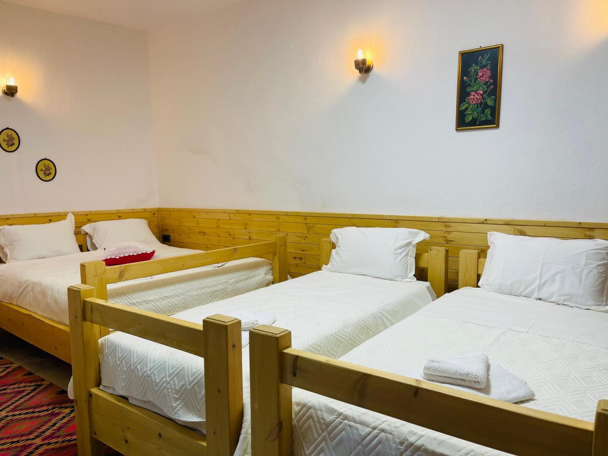 Medieval Rooms Gjirokastër Buitenkant foto